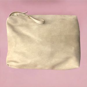 NWOT XL Madison West Cosmetic Bag